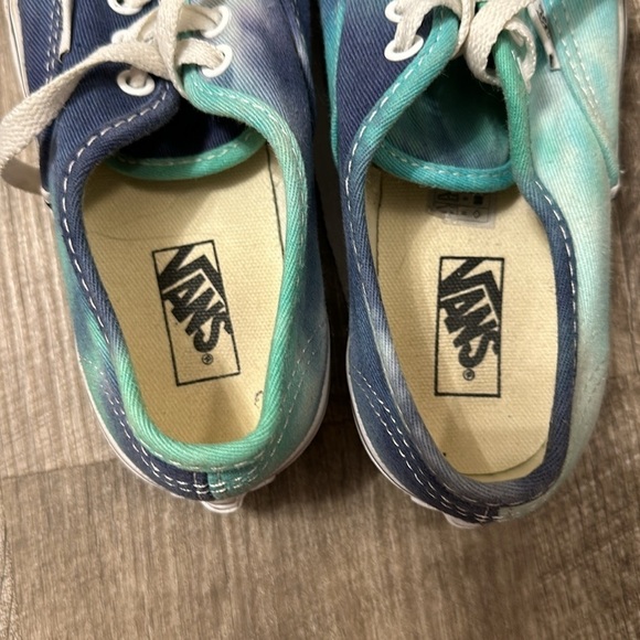 Vans size 2 tye died tennis shoes - Picture 3 of 5